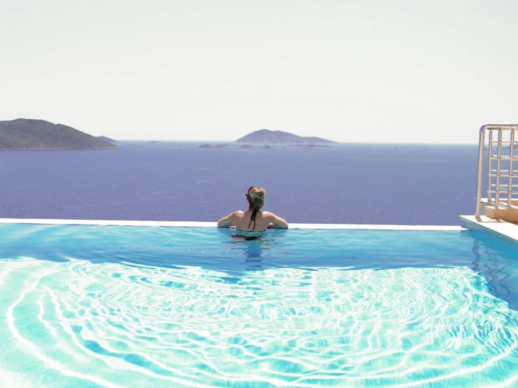 Blue Island Luxury Hotel Adults Only