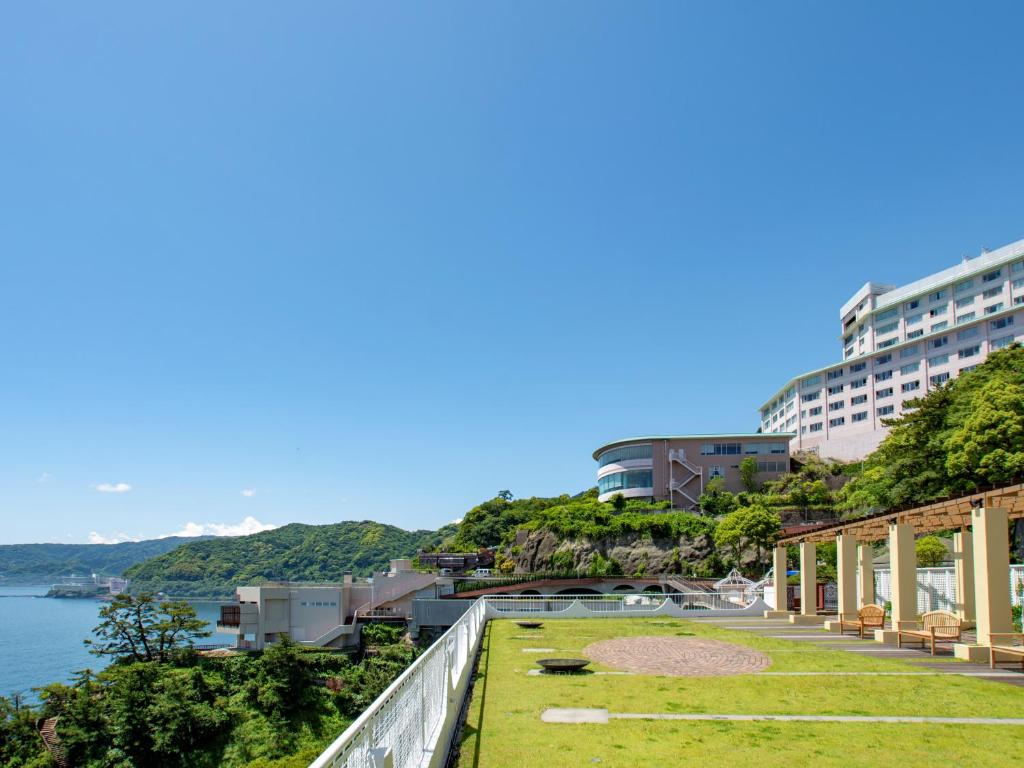 Hotel New Akao (Atami)
