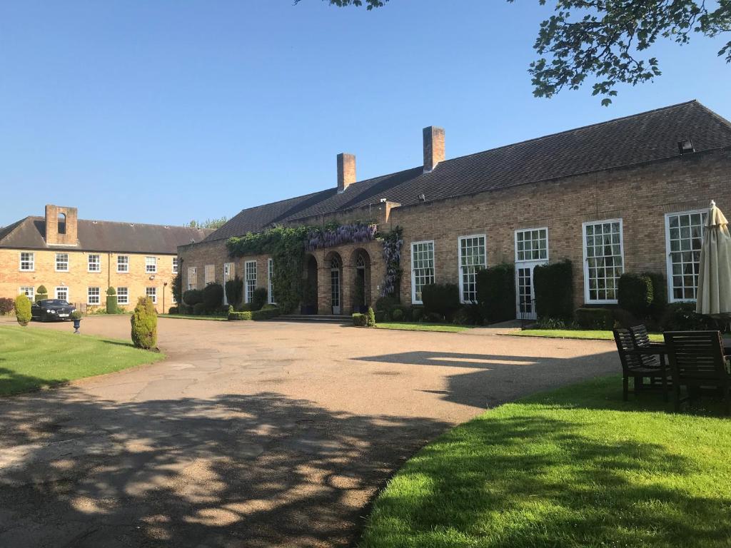 Hemswell Court (Hemswell)