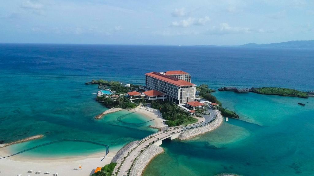 Hyatt Regency Seragaki Island Okinawa (Onna)