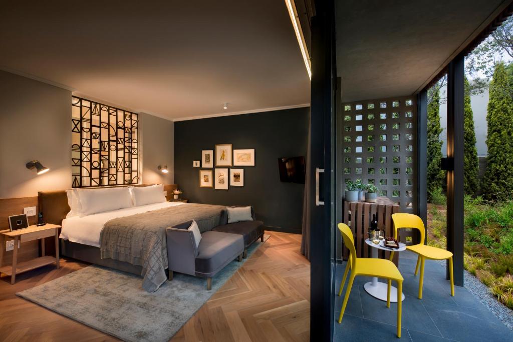 The Peech Hotel