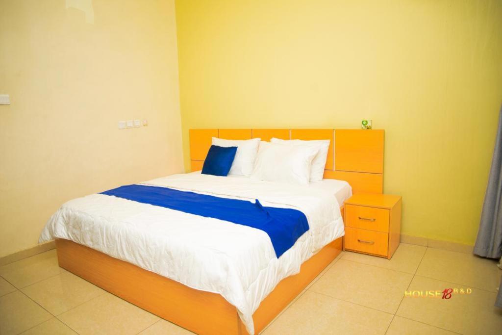 House 18B Guesthouse