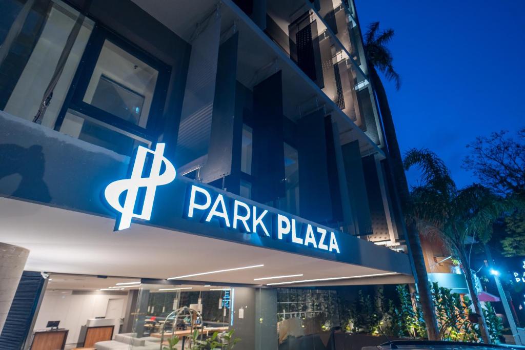 Park Plaza 1903