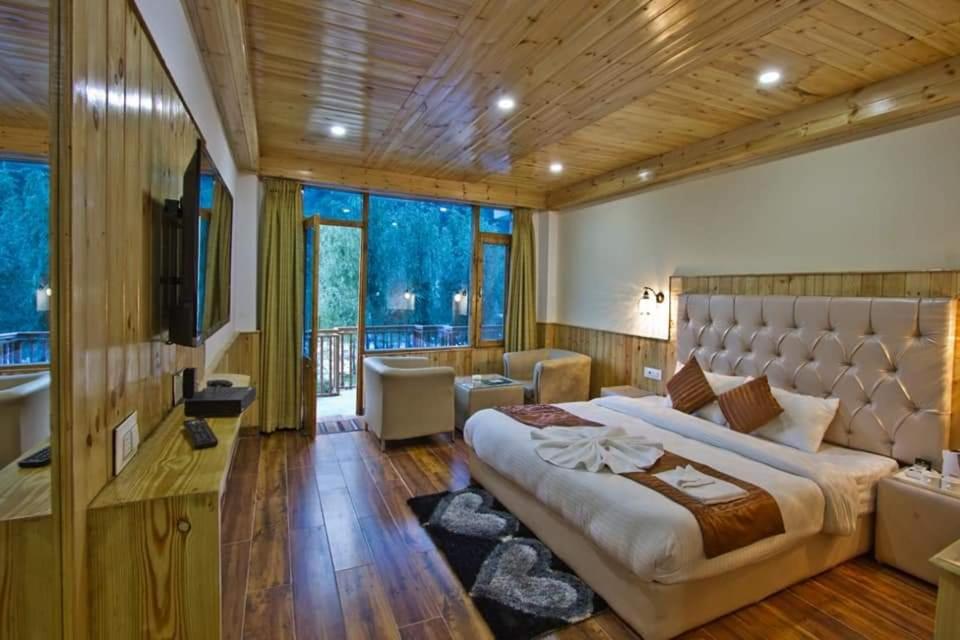 Slectric Resort
