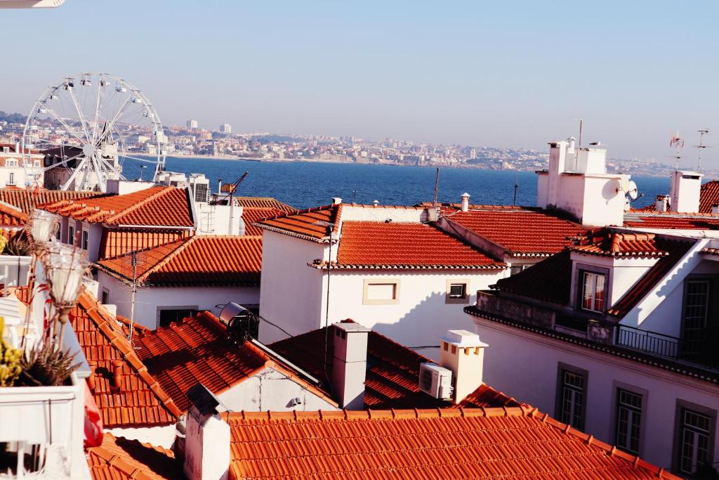 SEA VIEW with Terrace in Historic Old Town