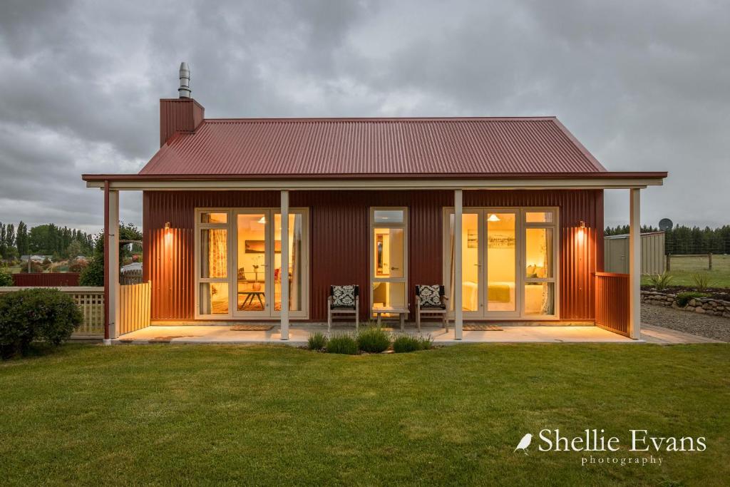 Night Sky Cottages - Kea Cottage - LUXURY