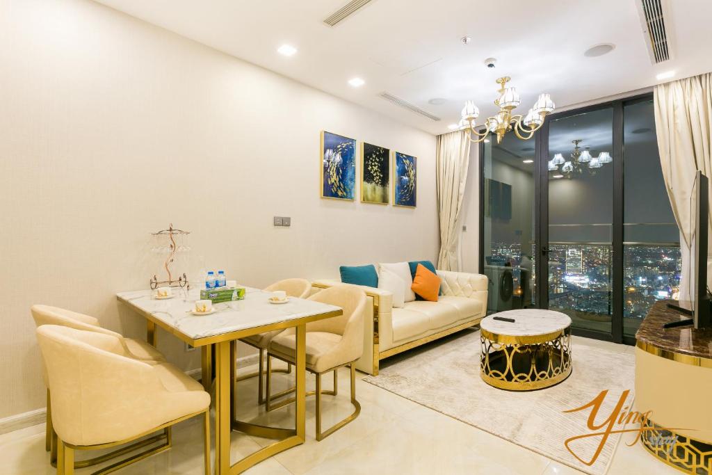 Liam Apartment - Infinity pool - Rivergate Residence