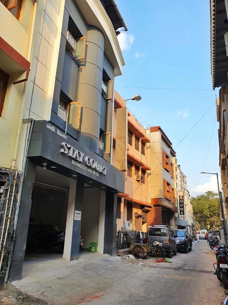 Stay Court - Business Class Hotel - Near Central Railway Station