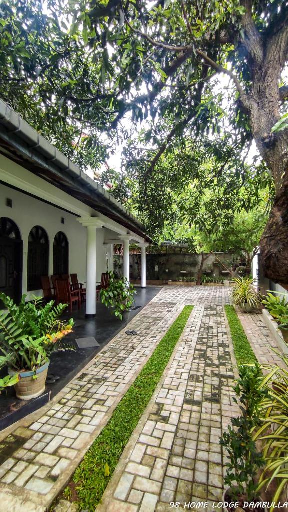 98 Home Lodge Dambulla