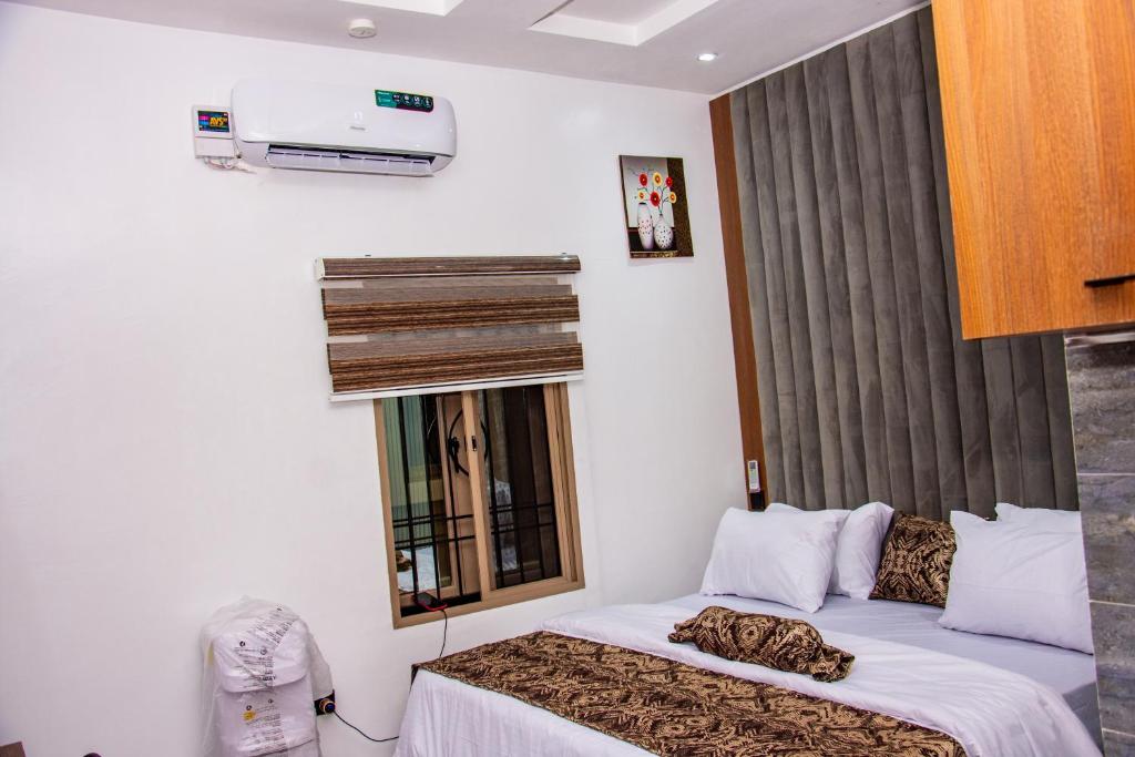 NIFEWAT APARTMENT leed studio apartment with gym