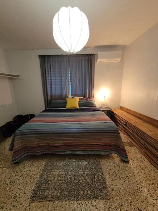 JB23 Apts 4 bedroom apt Near airport