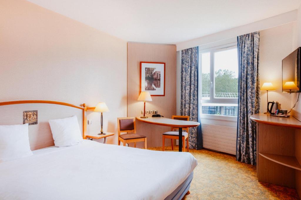 Mercure Nevers Pont De Loire (Nevers)