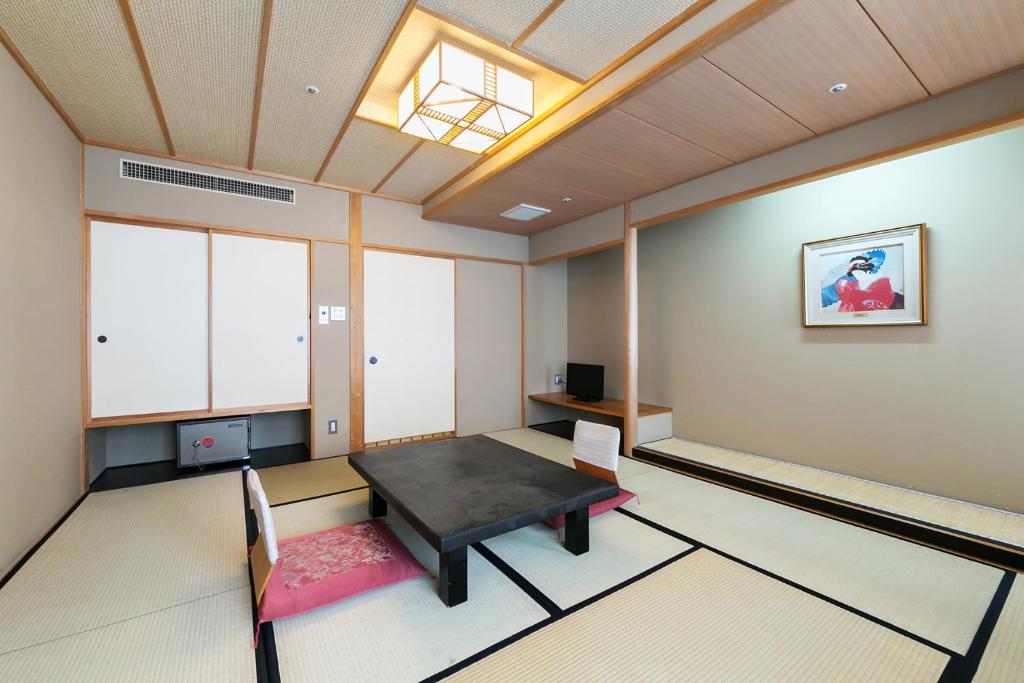 Tateshina Grand Hotel Takinoyu (Chino)