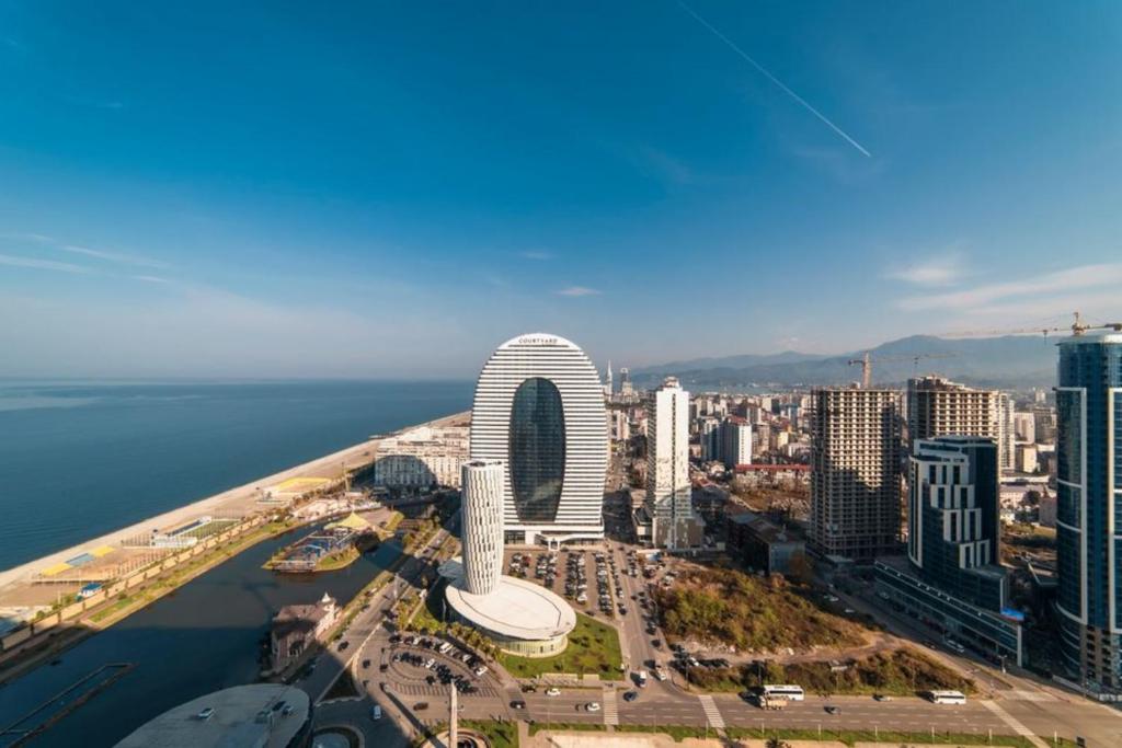 Batumi Beach Resort & Sea Line Aparthotel