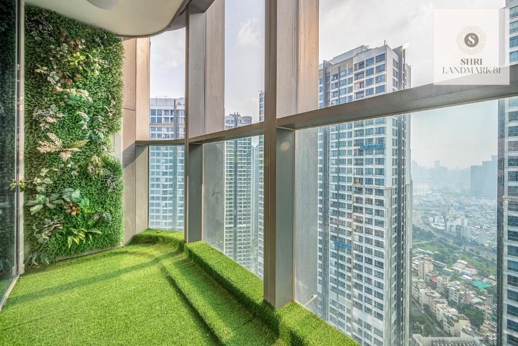 SHRI Landscape - LANDMARK 81