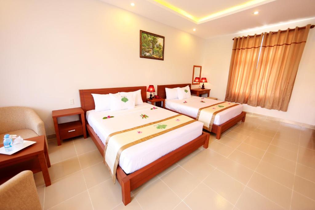 Madame Cuc Saigon Emerald Resort