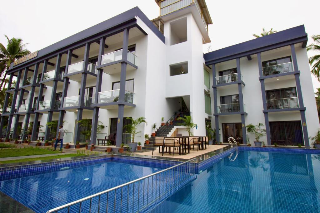 The Upper House Resort (Old Goa)