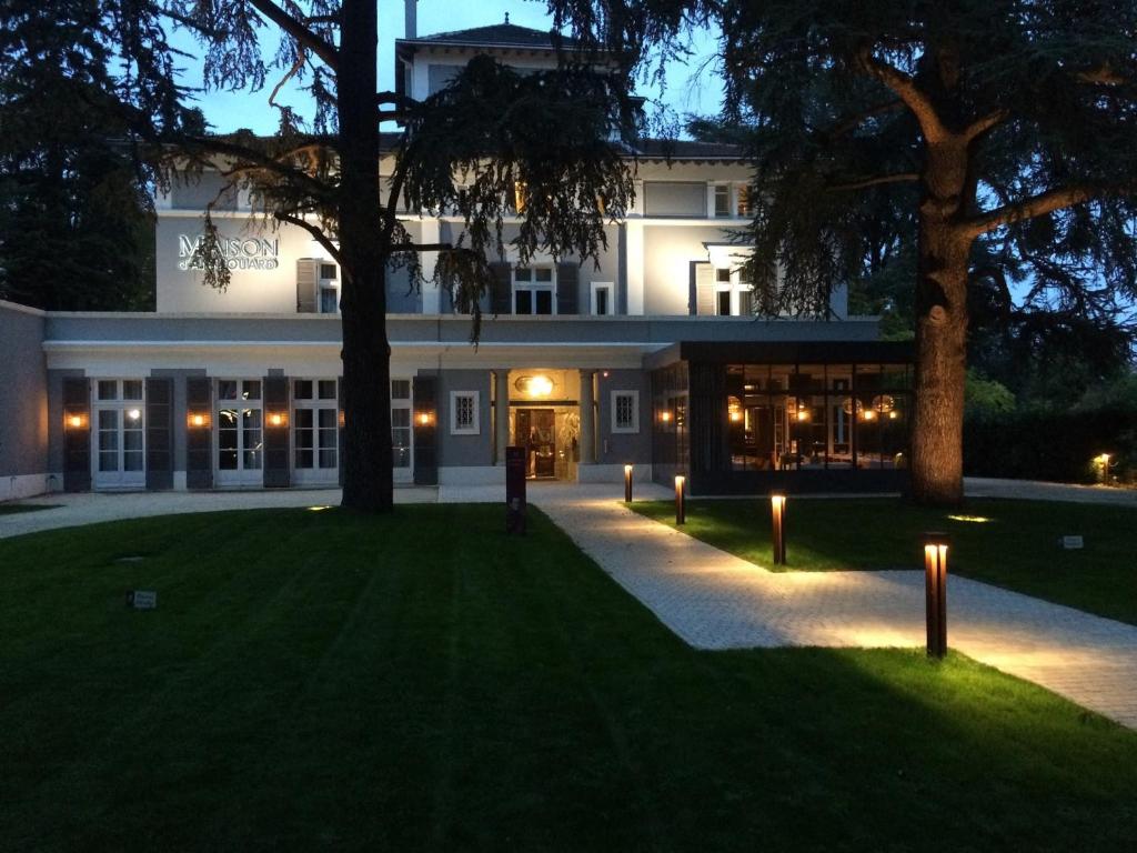Maison D'Anthouard (Écully)