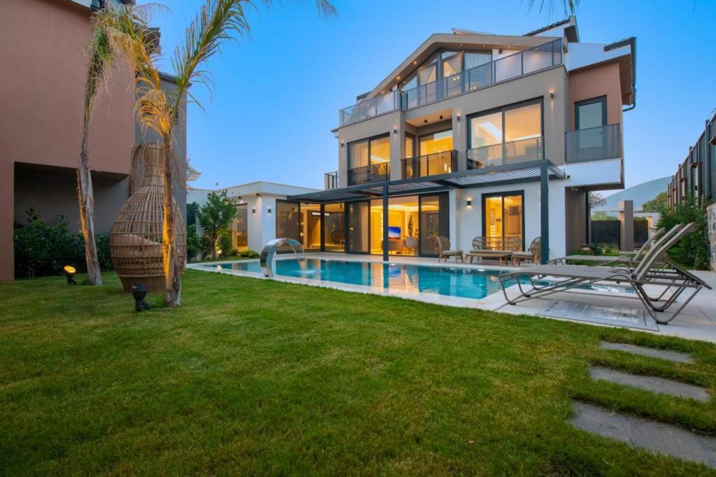 Luxury and Special Design Villa in Hisarönü Center -Villa Bling Premium