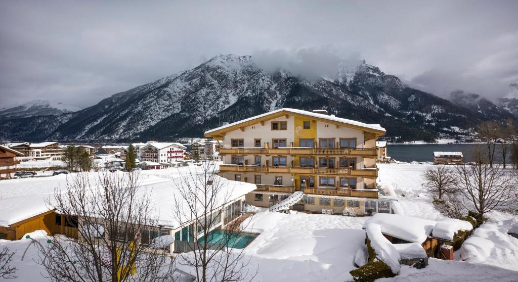 Liebes Caroline 4-Sterne-Hotel