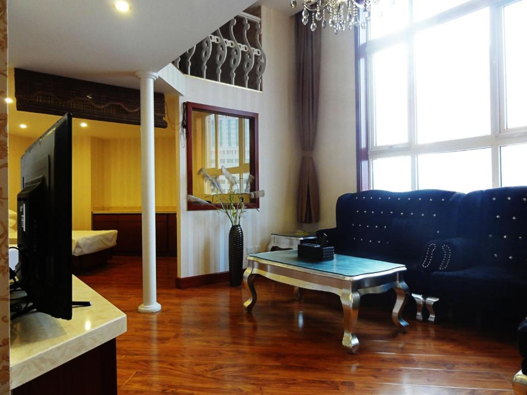 Qingdao Hua Qi Kaiserdom Hotel