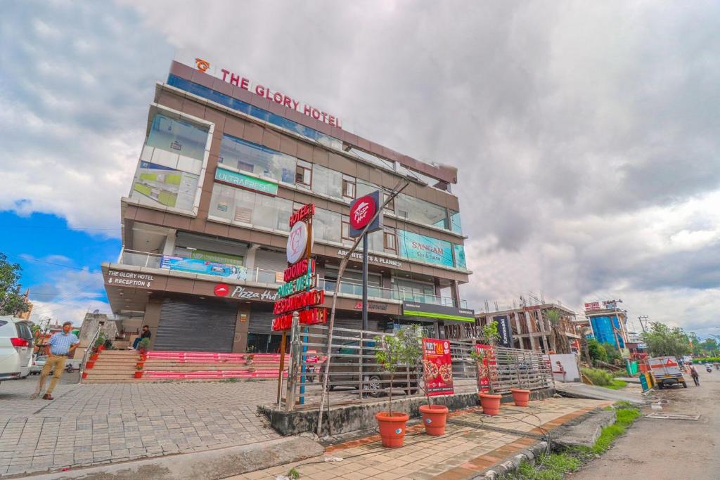 The Glory Hotel