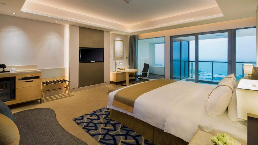 Holiday Inn Haikou West Coast