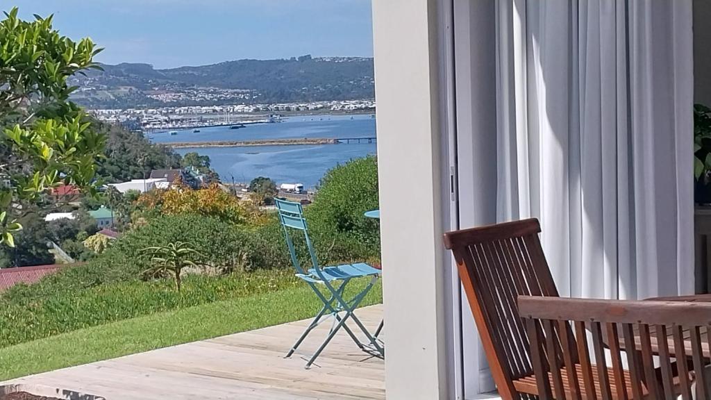 Knysna Private Estate Apartments with an inverter