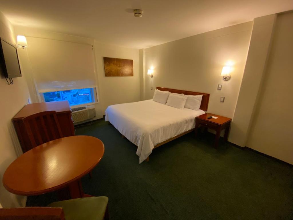 Hotel Enterprise Inn Poliforum