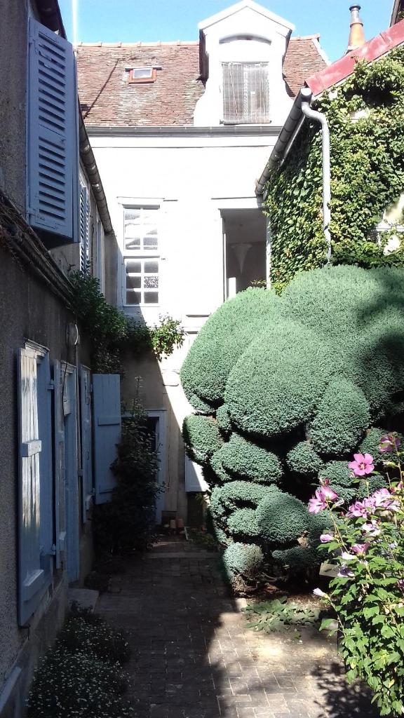 Duplex La Maisonnette 2 Chambres - parking gratuit (Troyes)