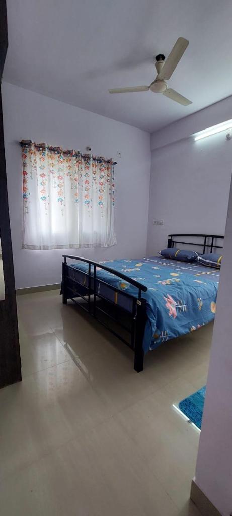 1BHK - E City