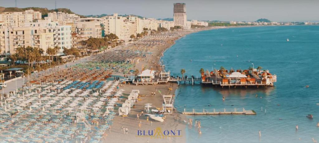 Blumont Rooftop Suites