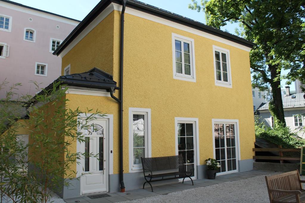 Mozart's Garden Villa