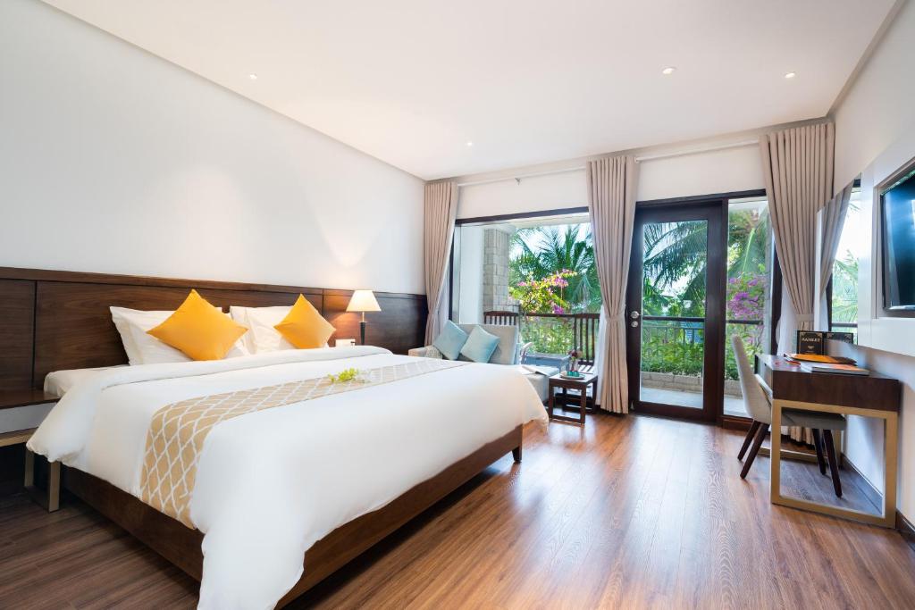 Hoang Ngoc Beach Resort
