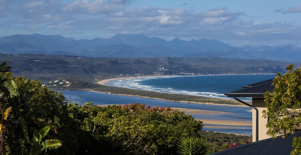 Mountain and Sea View Getaway