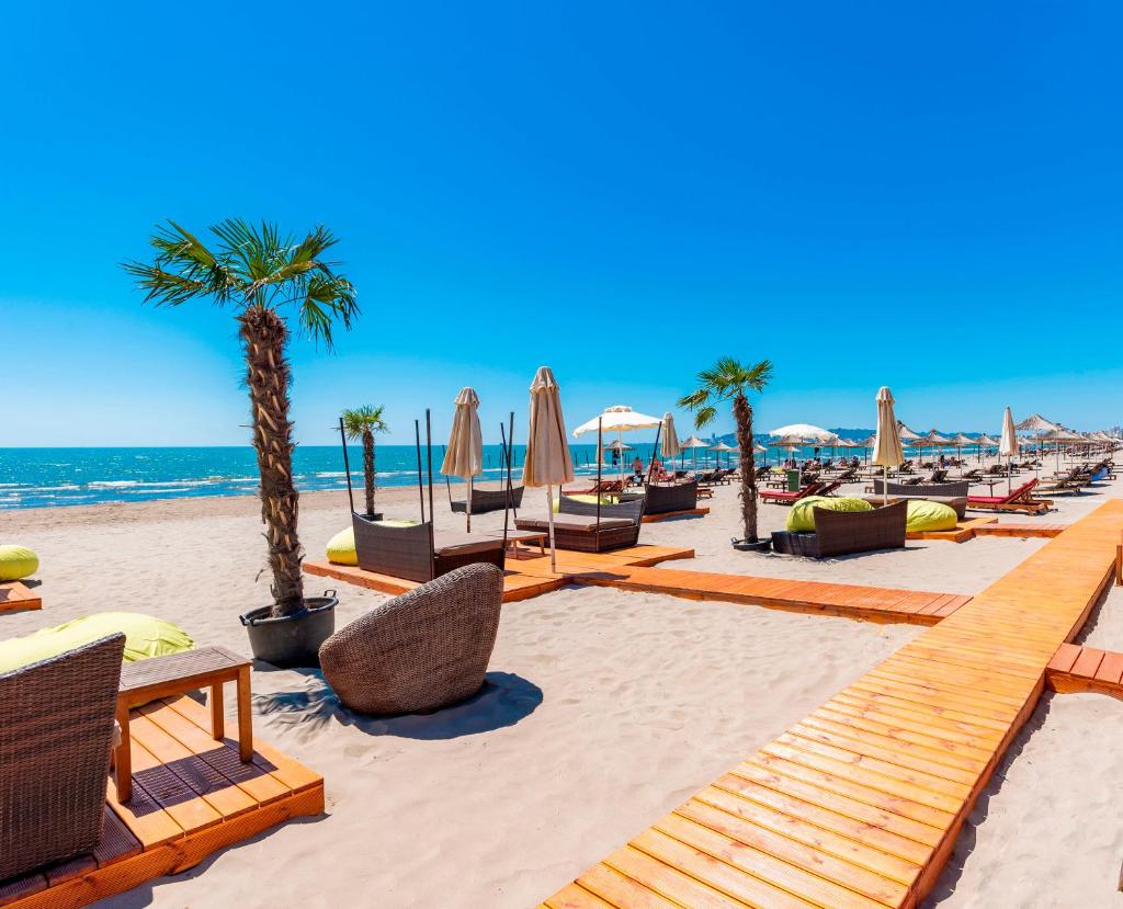 Sol Tropikal Durrës