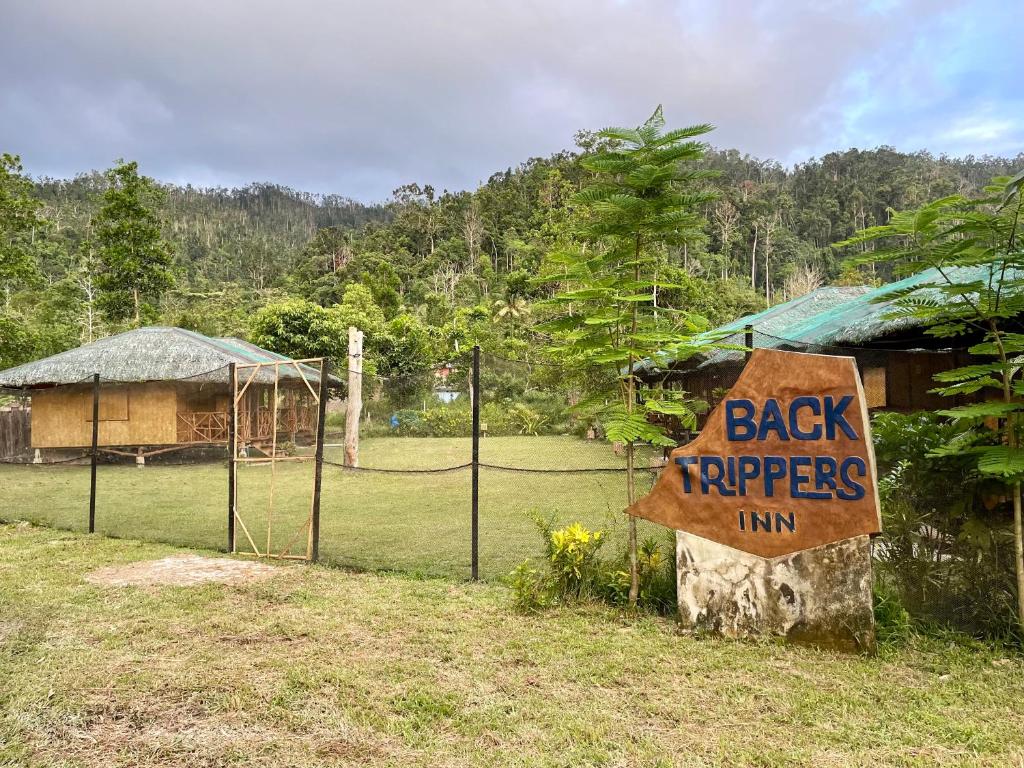 Back Trippers Inn (San Vicente)