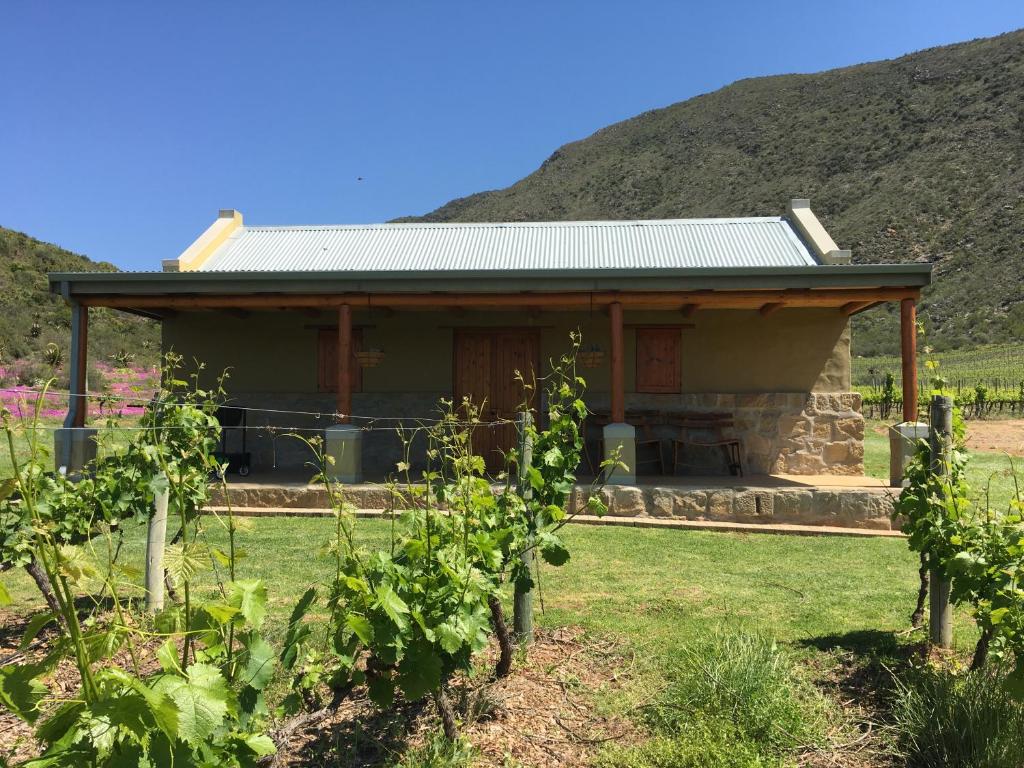 KARUSA’s Farm Cottage