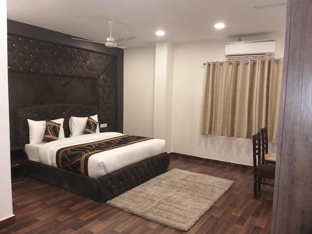 Hotel Red Castle - Karol Bagh