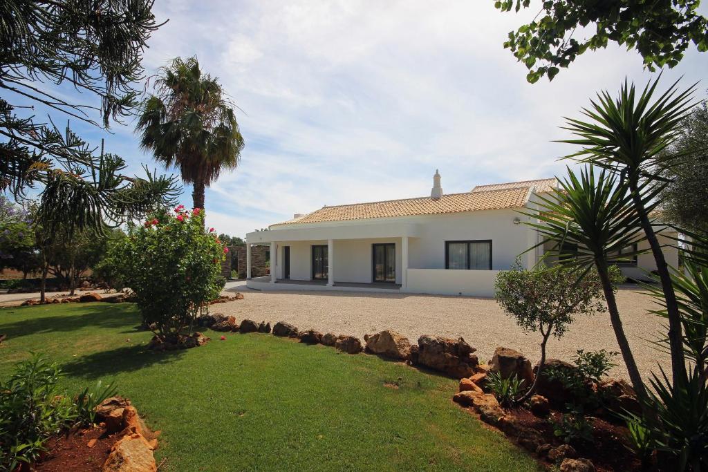 L&F House (Algoz)