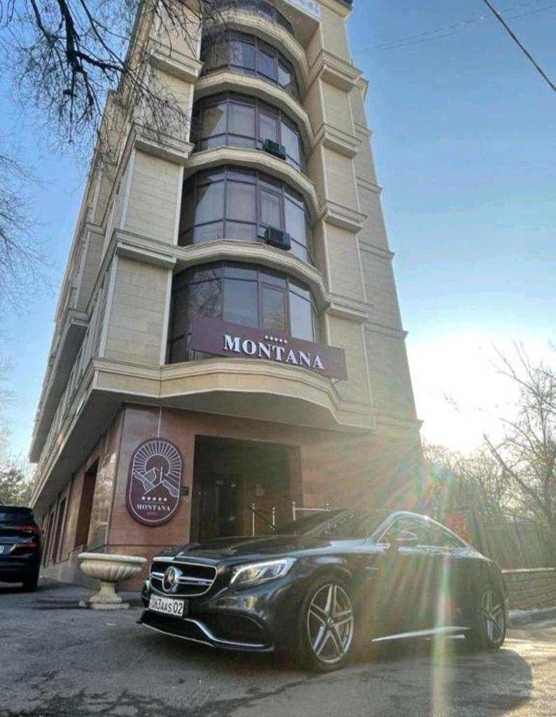 Montana Hotel