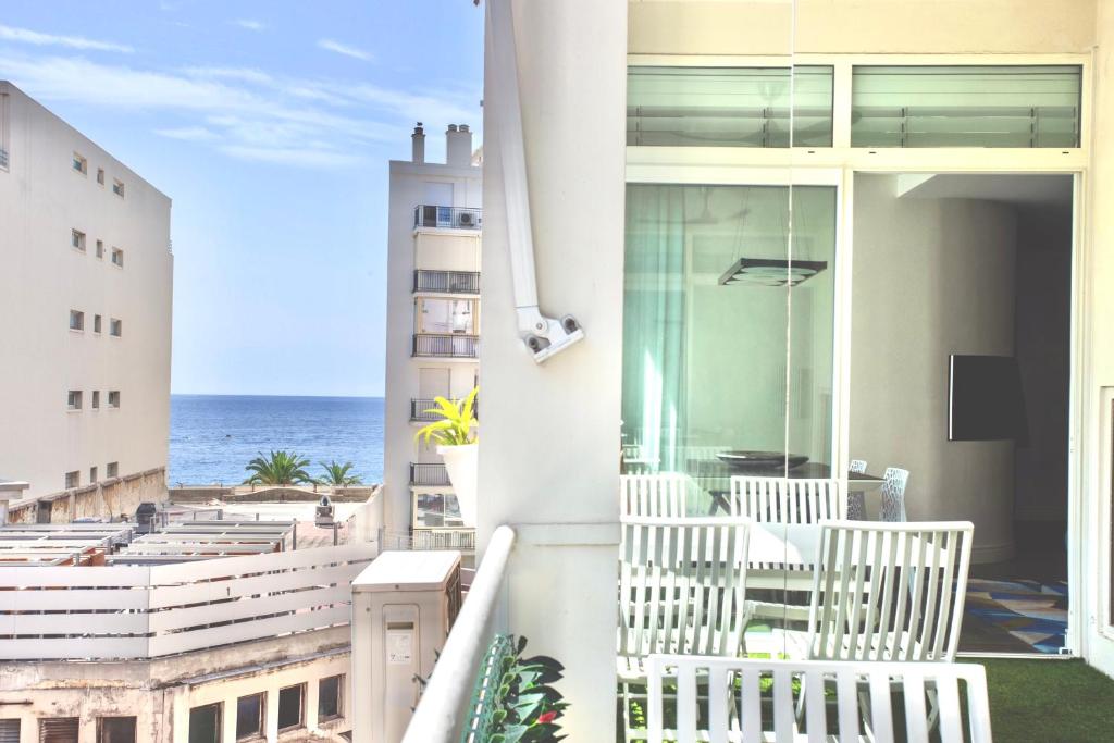 Luxurious 2 Bedrooms Apartment