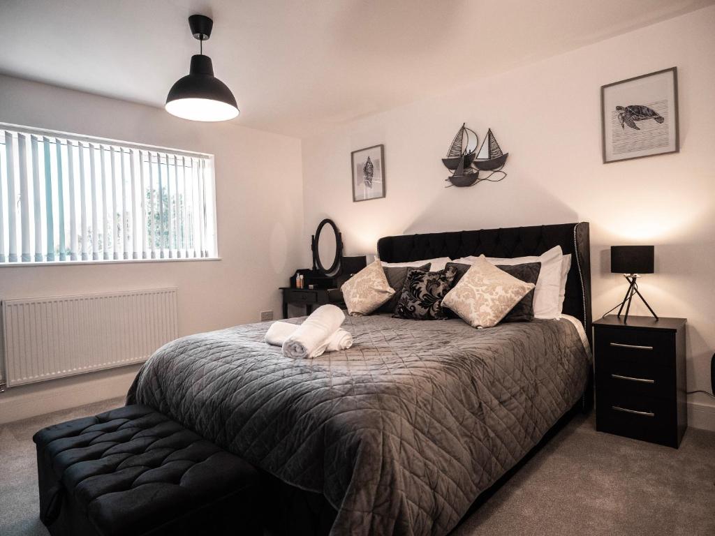 SAV 5 Bed Luxury House Leicestershire (Humberstone)