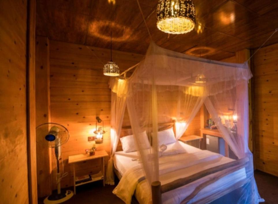 Ella Wood Cabin