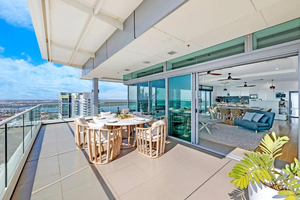 Unparalleled Penthouse Luxury at Horizons 360