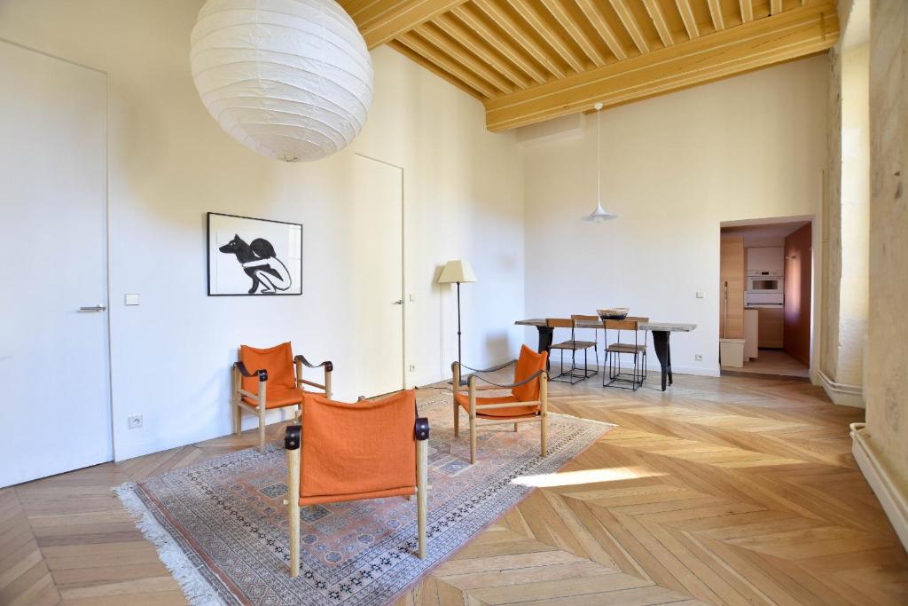 St Honoré - Appart dans un bel hôtel particulier