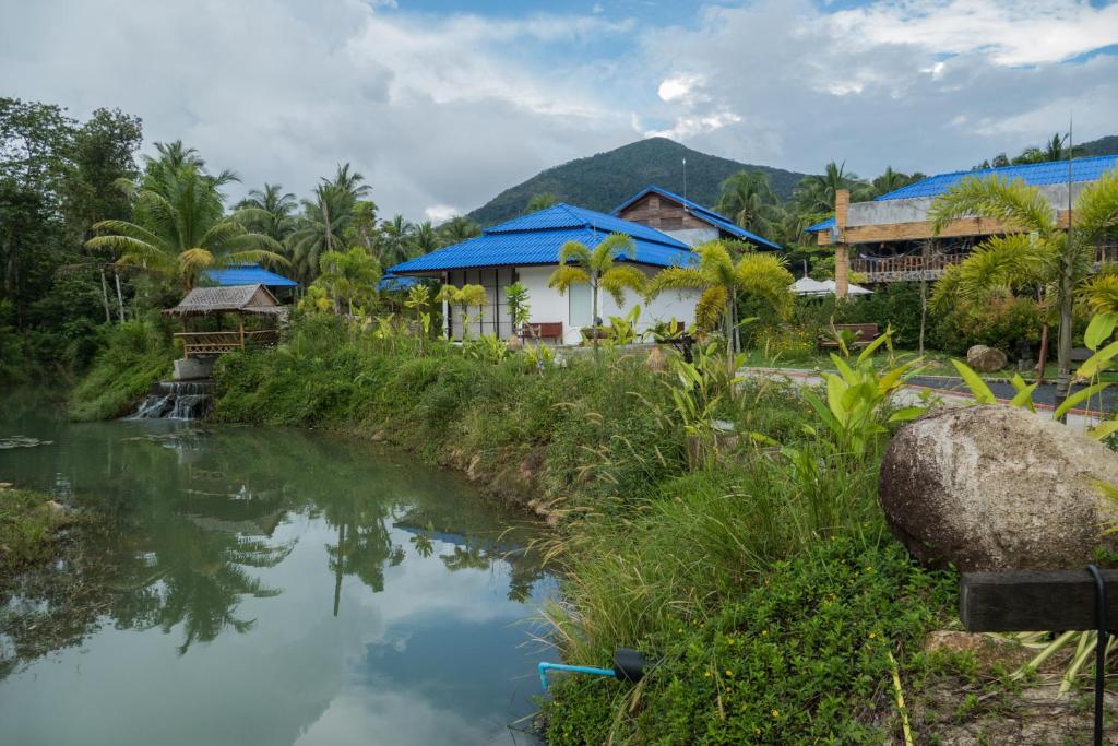 Wonderland Healing Center (Thongsala)