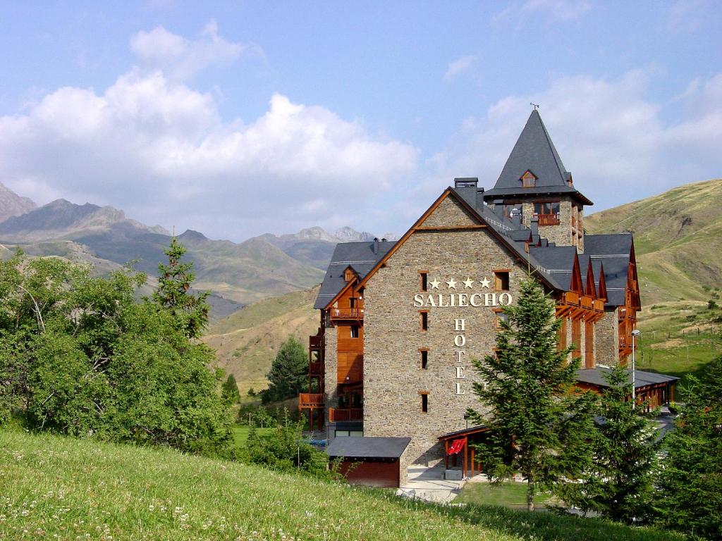 Hotel Saliecho (Formigal)