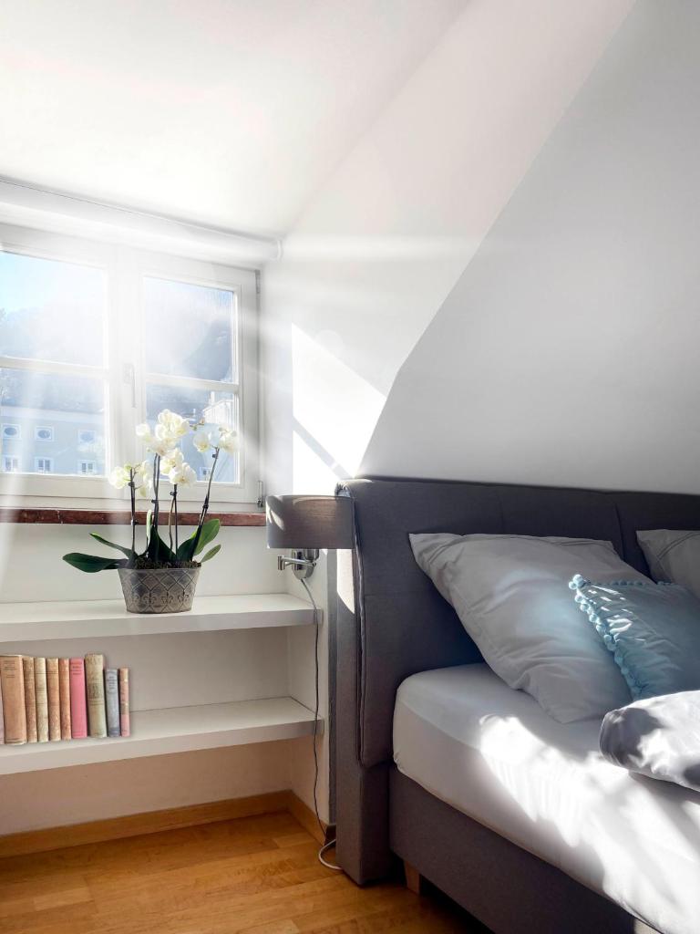 Ultimate Concierge Serviced Private Penthouse Apartment