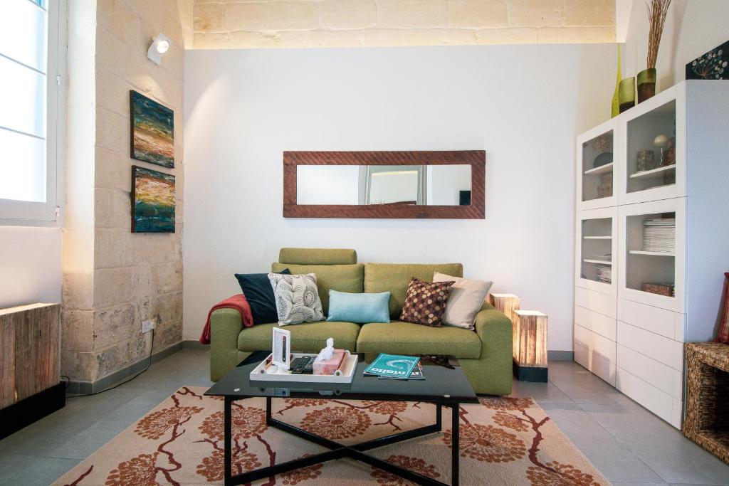 28 Peter (Sliema)